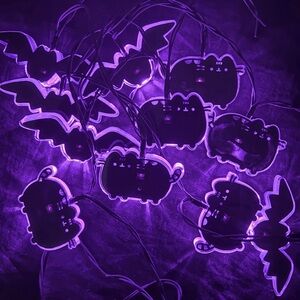 🆕Pusheen Box Exclusive Fall24 Halloween String Lights